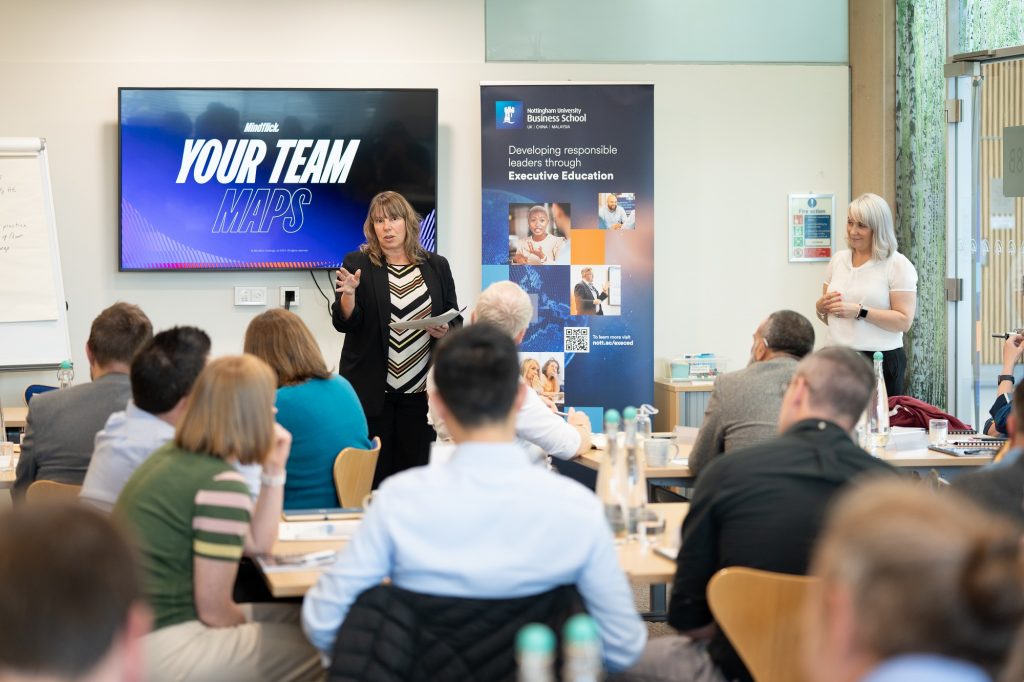 Julie Blant, Head of Postgraduate Careers, and Hannah Noke, Associate Professor of Entrepreneurship and Innovation, delivering a Strategic Leadership Programme session.