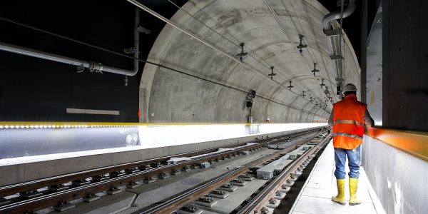 Engineer-in-tunnel