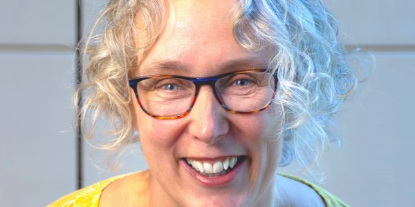 Head and shoulders portrait of Dr Emma Campbell