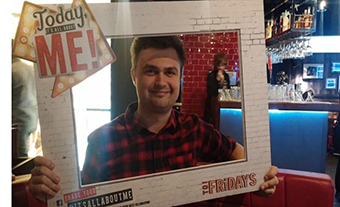 Results day: the one day where this TGI Fridays picture frame is acceptable...