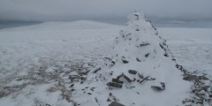Cairn on the approach to the summit of Great Dun Fell, February 2013