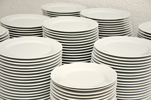 washing up tip - Many stacks of plates