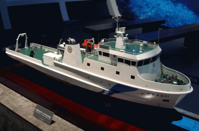 A model of the purpose built Chinese maritime archaeology research vessel, China Archaeology No. 1, in the Ningbo Port Museum. It’s a 56 metre 100 ton ship with the full range of archaeological equipment and facilities (multi-beam and sub-bottom sonar, dredges, 6 ton load crane, decompression chamber, and conservation lab).