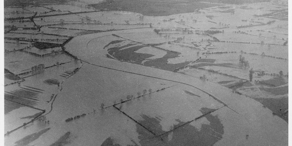 Aerial view of flooding in fields around Burton Joyce, 1936 © University of Nottingham Manuscripts and Special Collections