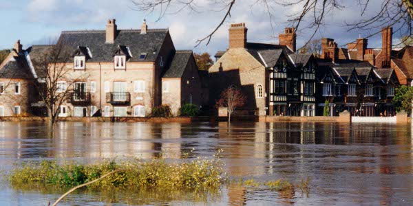 Flooding in York, 2000 © Neil Macdonald