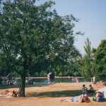 Hyde Park in the heatwave of August 2003, Stephen Craven, geograph.org.